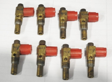 SET USED HILBORN   10AS  .025"  NOZZLES  ALKY SMALL ENGINES  GAS FOR LARGE ENGINES